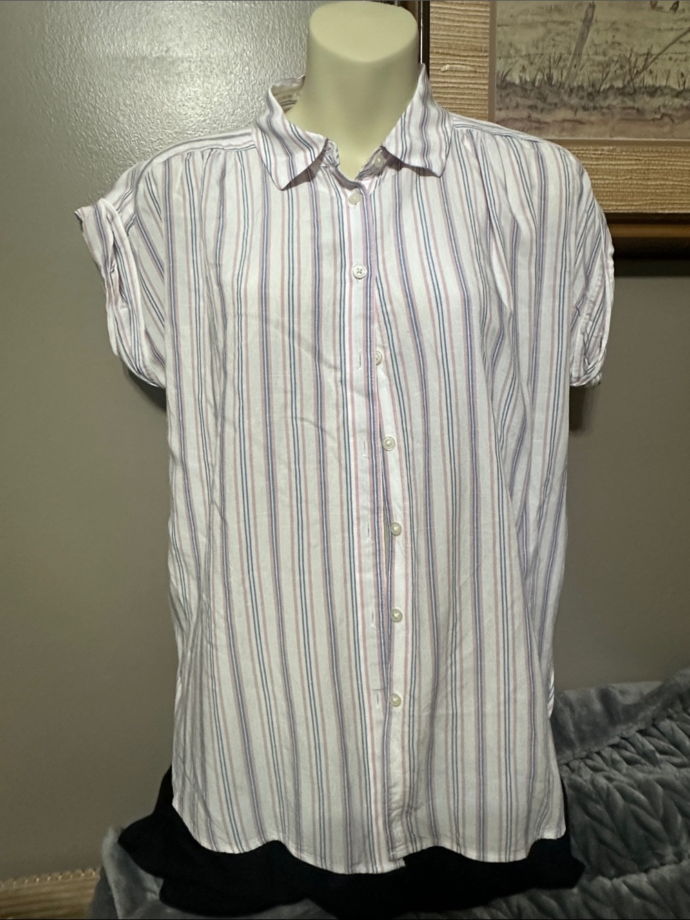 LOFT White Everyday Dolman Button-Down Shirt with Blue and Pink small